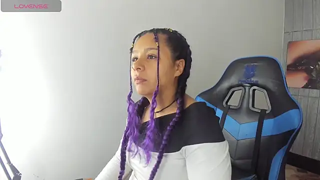 Charis 21 online show from 09-27-25, 03:33