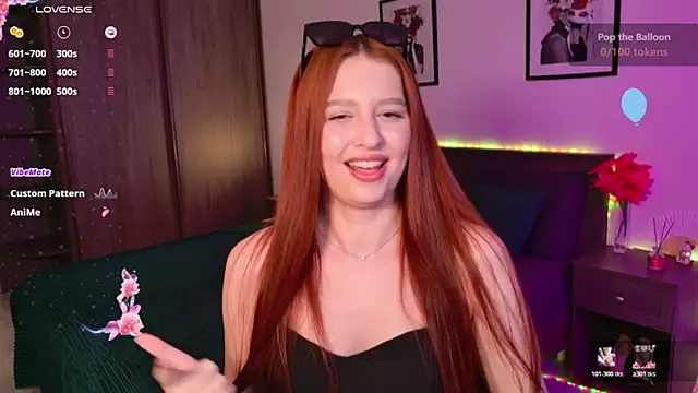 EleanorePeach online show from 05-08-26, 05:29