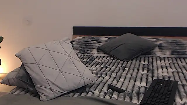 YourSweetSinn online show from 01-12-25, 03:36