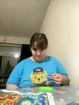 Bombon ok online show from 12-14-25, 03:01