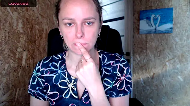 Snapshot of las_sweet chatting on 06-25-26, 02:43 las sweet online show from 06-25-26, 02:43