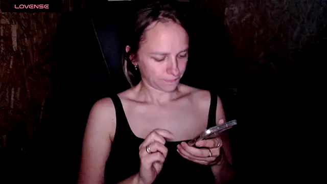 Snapshot of las_sweet chatting on 07-28-26, 06:20 las sweet online show from 07-28-26, 06:20