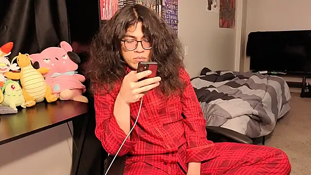 ShinyCherub online show from 12-21-24, 06:30