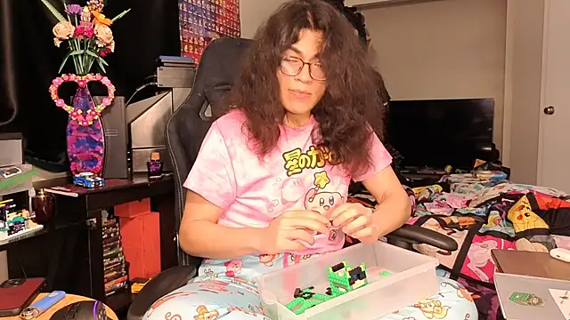 ShinyCherub online show from 01-30-25, 08:01