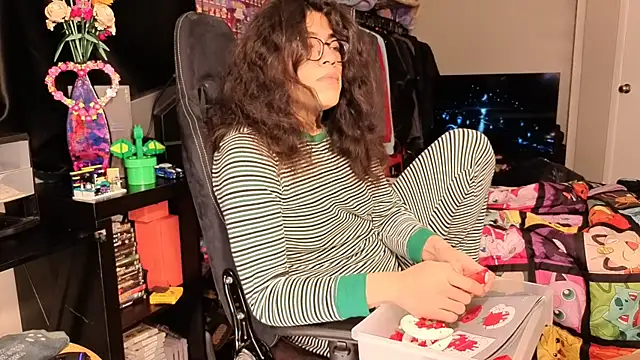 ShinyCherub online show from 02-02-25, 04:48