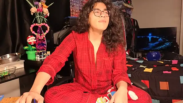 ShinyCherub online show from 02-03-25, 07:29