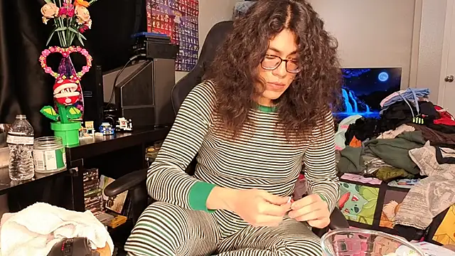 ShinyCherub online show from 02-05-25, 12:10
