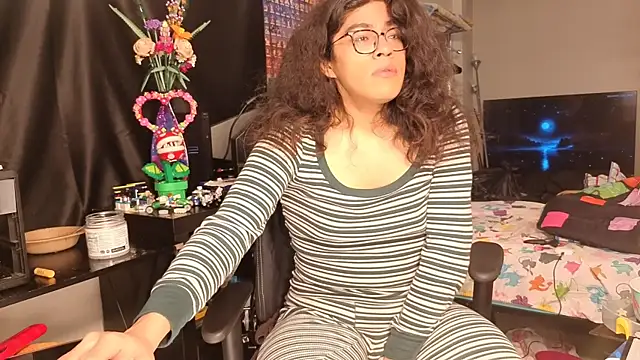 ShinyCherub online show from 02-10-25, 11:04