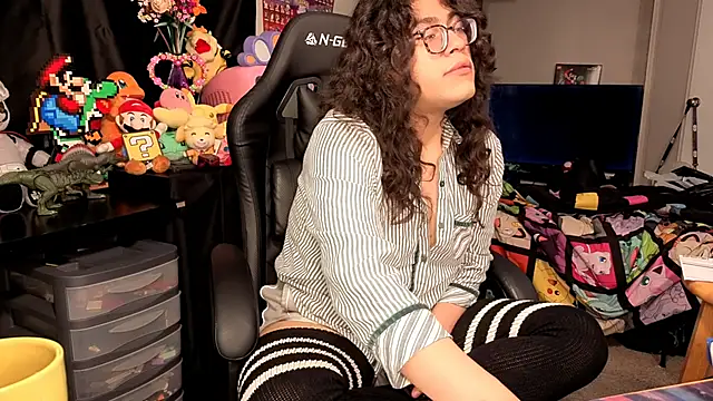 ShinyCherub online show from 10-29-25, 12:24