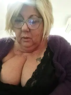 Merilulla online show from 02-24-25, 04:38