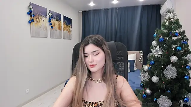 AnneTLi online show from 12-17-24, 09:50