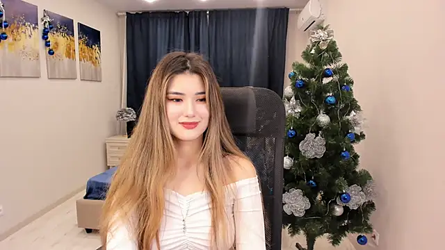 AnneTLi online show from 12-30-24, 06:42