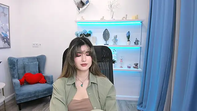 AnneTLi online show from 06-20-26, 03:20