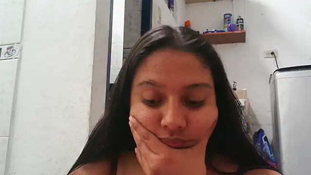 almaswan1 online show from 12-17-24, 06:42