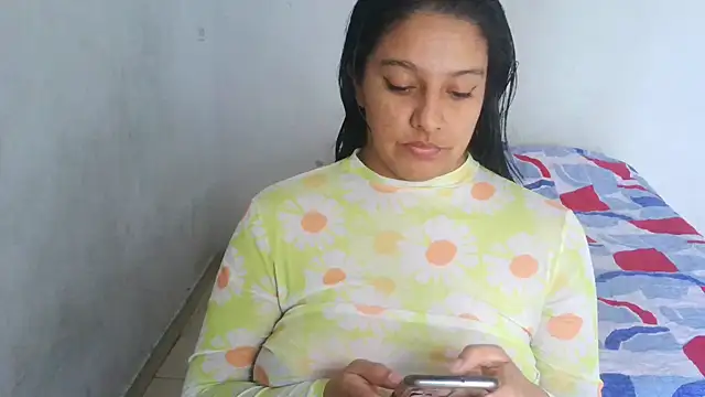 almaswan1 online show from 02-25-25, 02:44