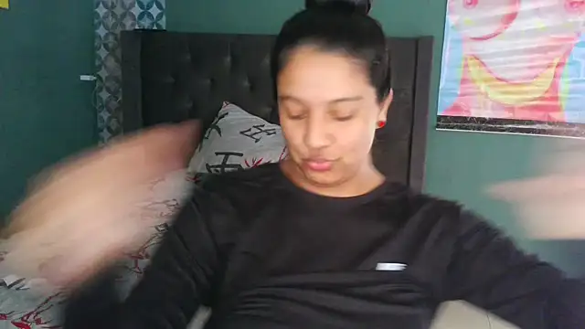 almaswan1 online show from 11-07-25, 03:23