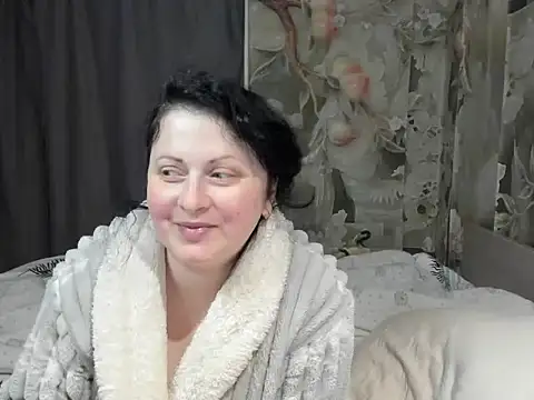 Lillian2 online show from 04-09-26, 08:25