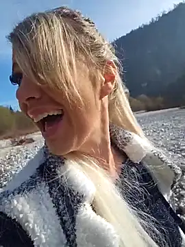 Sexy Sparkling  online show from 11-13-25, 11:31