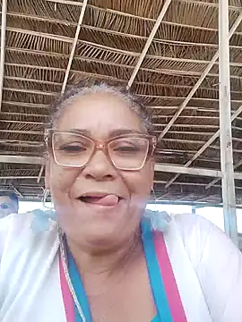 Delicy1 online show from 12-30-24, 01:58