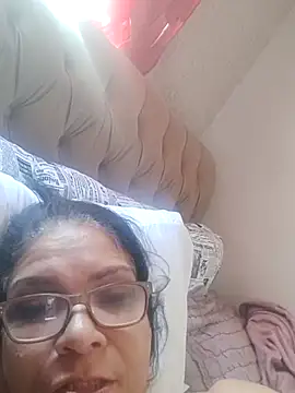 Delicy1 online show from 02-15-26, 12:25