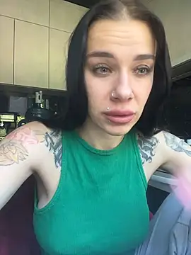 Queen of pain online show from 06-17-26, 07:00