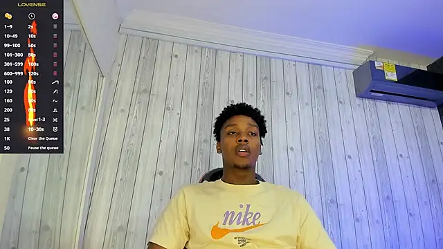 DominicSccott online show from 03-08-25, 12:41