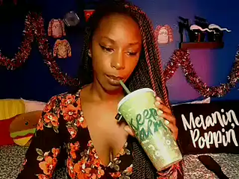 Snapshot of aliviab chatting on 12-12-24, 10:24 aliviab online show from 12-12-24, 10:24