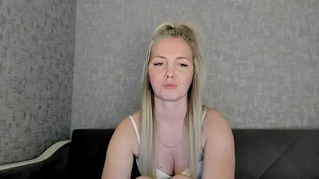 iam Venus online show from 02-20-26, 03:45