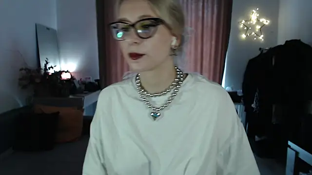 welliza online show from 09-12-25, 04:56