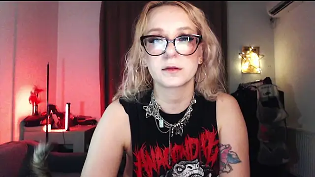welliza online show from 08-04-26, 10:12