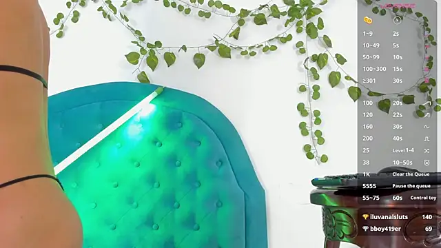 BunnyHotsx online show from 12-22-24, 09:09