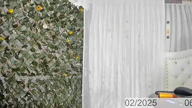 BunnyHotsx online show from 02-07-25, 01:15