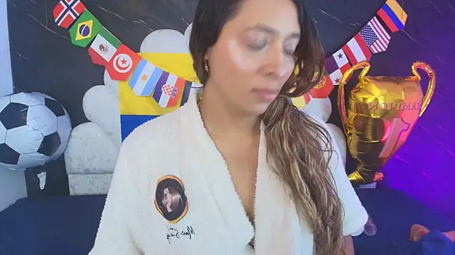  MiaBrown  online show from 06-24-26, 12:04