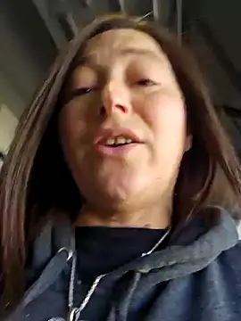 Snapshot of angelbaby1998 chatting on 01-12-25, 09:51 angelbaby1998 online show from 01-12-25, 09:51