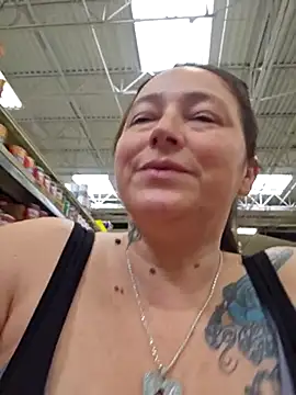 Snapshot of angelbaby1998 chatting on 03-19-25, 07:06 angelbaby1998 online show from 03-19-25, 07:06