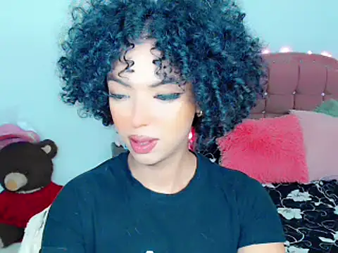 Tanedra collings online show from 03-18-25, 03:20