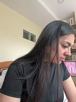 Nicollemays online show from 09-24-25, 02:09