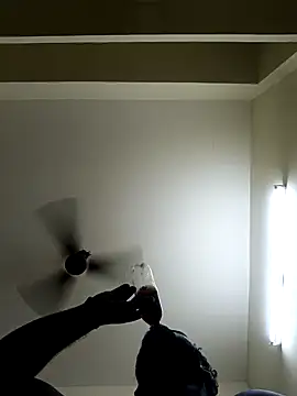 Tamil paiyan012 online show from 01-12-25, 05:54