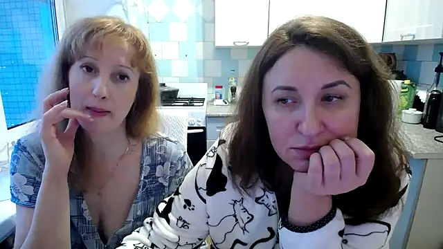 DonnaMagdalena online show from 01-10-25, 07:04