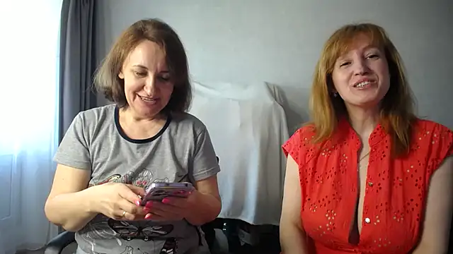 DonnaMagdalena online show from 05-18-26, 07:47