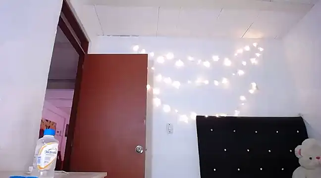 yselahot online show from 12-07-24, 04:03