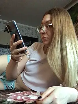  Sweet Love  online show from 02-04-25, 12:33