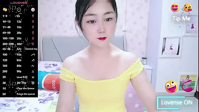 Elvira baby online show from 10-22-25, 11:54