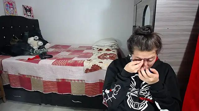 SharaPatinson online show from 09-30-25, 08:25