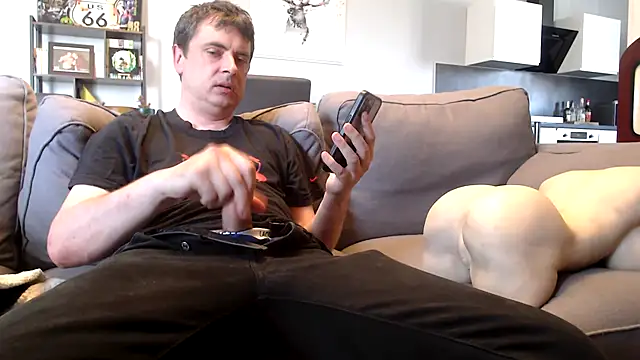 freddy0222222 online show from 06-22-26, 11:07