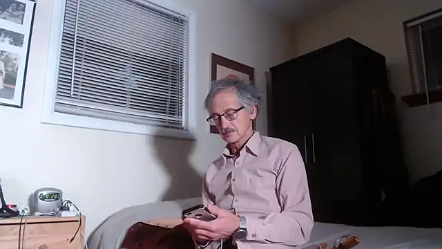 hottottrot691 online show from 02-03-25, 01:30