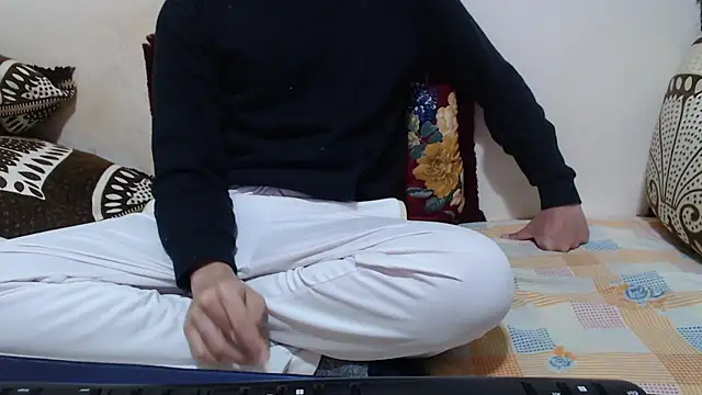 Snapshot of Alexdelarge323 chatting on 02-18-26, 12:34 Alexdelarge323 online show from 02-18-26, 12:34