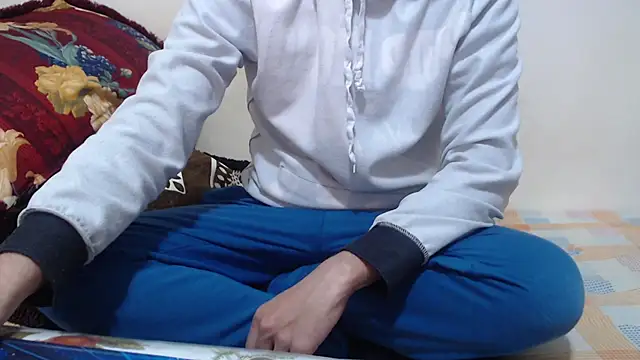 Snapshot of Alexdelarge323 chatting on 02-24-26, 01:20 Alexdelarge323 online show from 02-24-26, 01:20