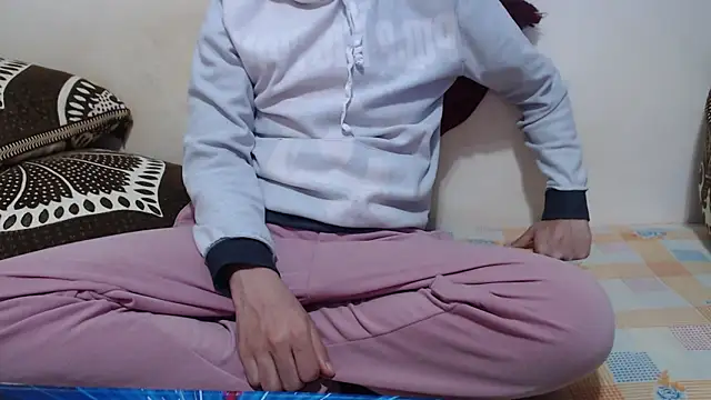 Snapshot of Alexdelarge323 chatting on 03-13-26, 02:01 Alexdelarge323 online show from 03-13-26, 02:01