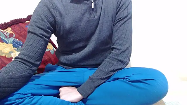 Snapshot of Alexdelarge323 chatting on 03-14-26, 02:44 Alexdelarge323 online show from 03-14-26, 02:44